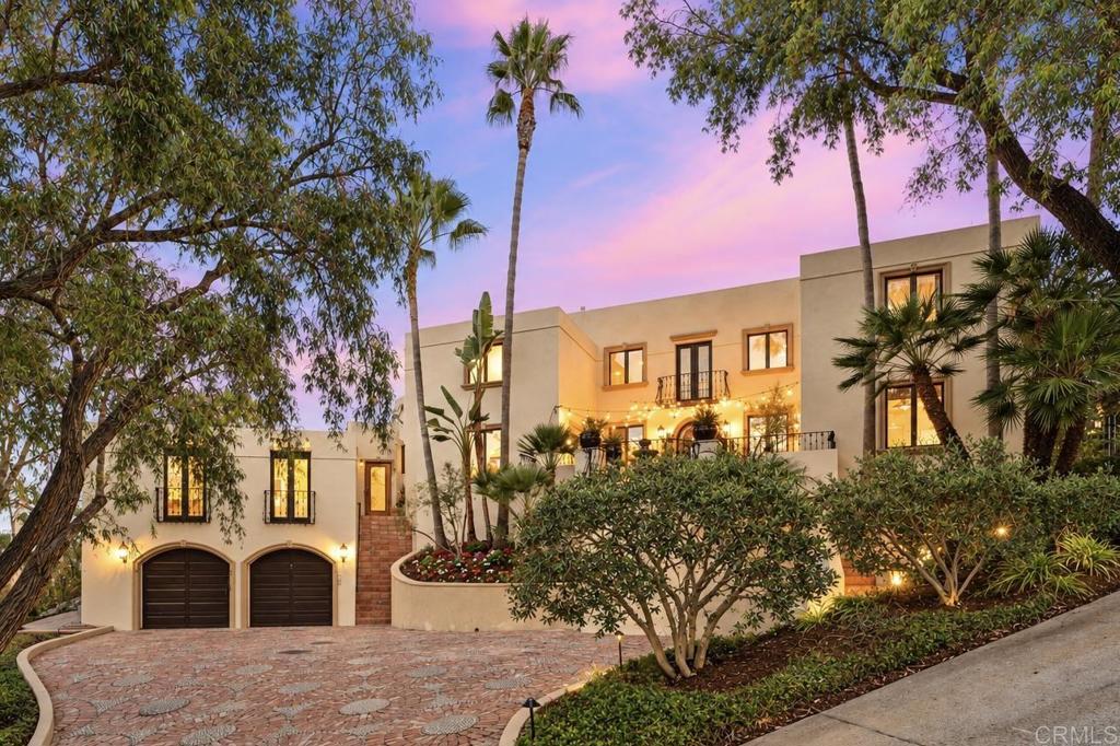 136 Hummingbird Property Photo 1