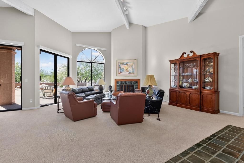 4708 Desert Vista Drive Property Photo 7