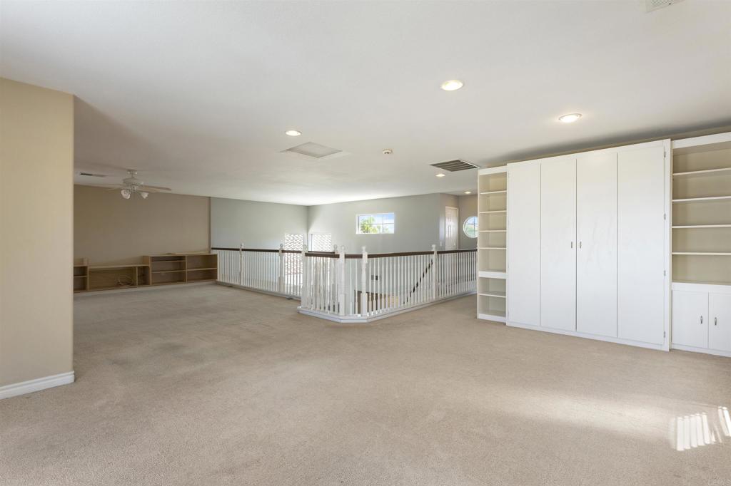 5062 Dassia Property Photo 32