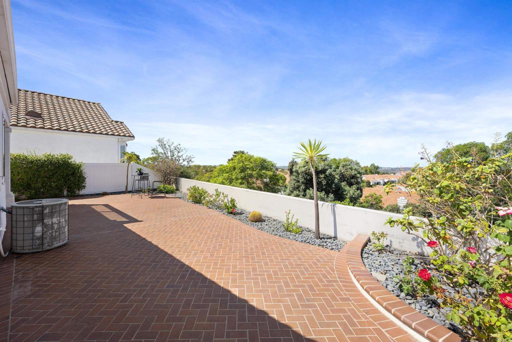 5062 Dassia Property Photo 45
