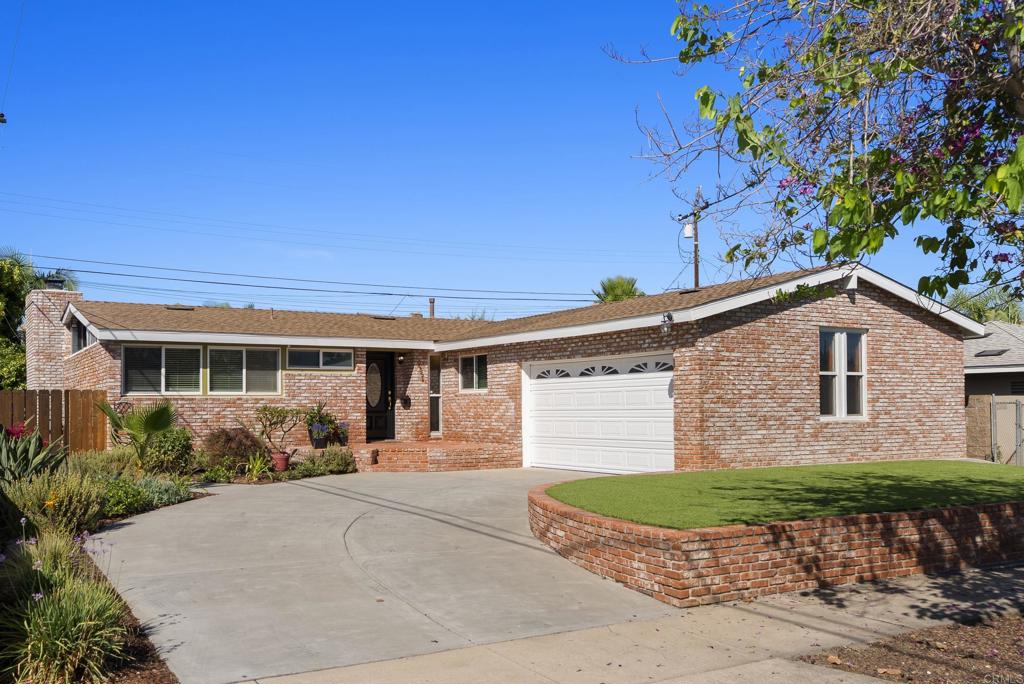5551 Gala Avenue Property Photo 3