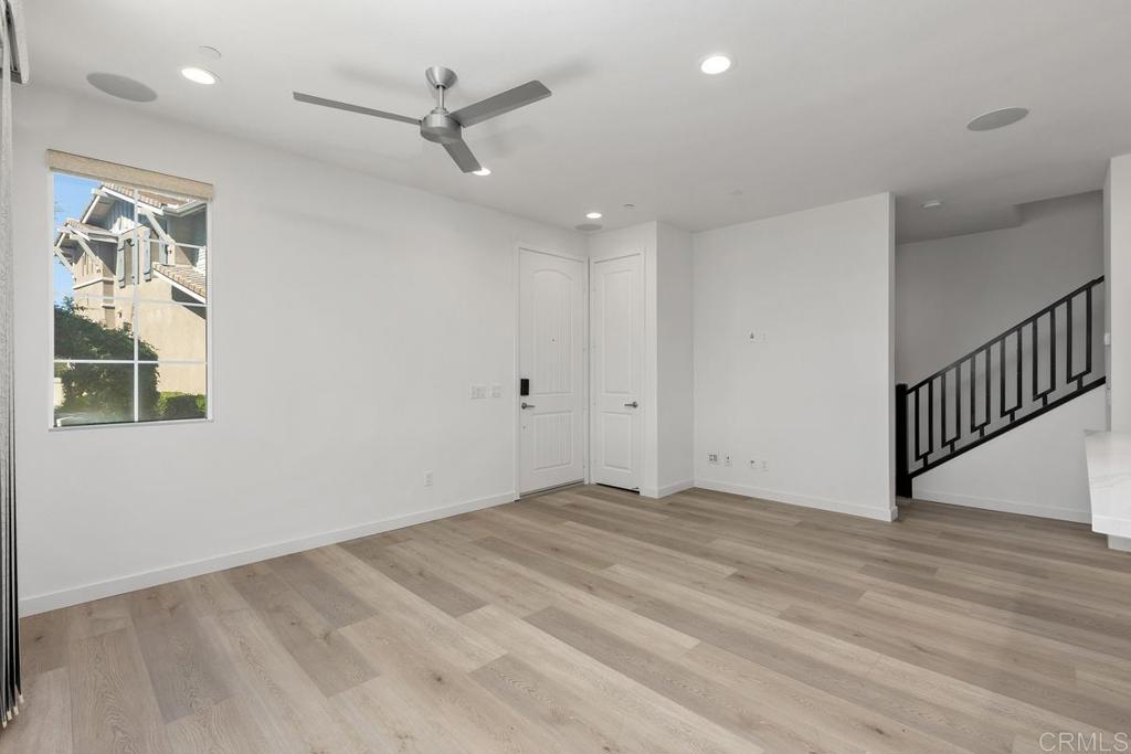 3131 Asto Pl Property Photo 4