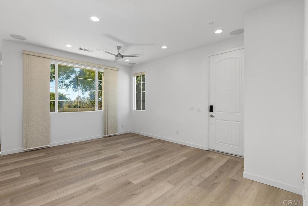 3131 Asto Pl Property Photo 5
