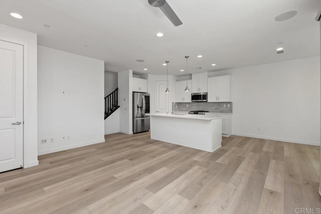 3131 Asto Pl Property Photo 7