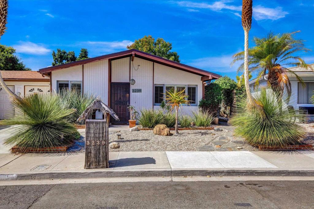3239 Calle Osuna Property Photo 1