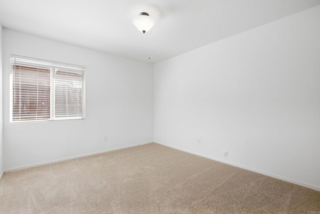 1009 Longfellow Court Property Photo 35