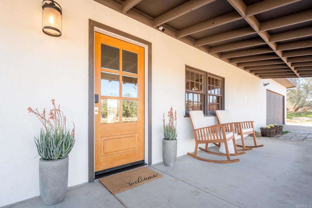 5215 Shadow Mountain Road Property Photo 4