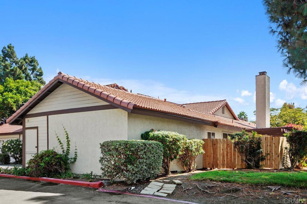 5653 Tumbleweed Way Property Photo 4