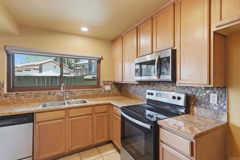 615 Fredricks Avenue 89 Property Photo 13