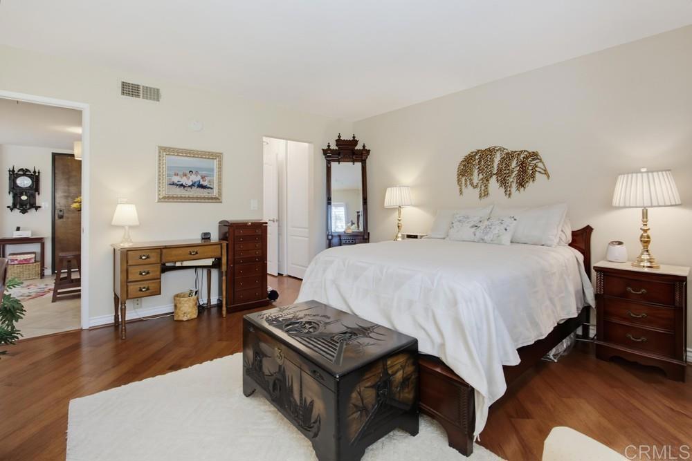 12555 Oaks North Drive 102 Property Photo 19
