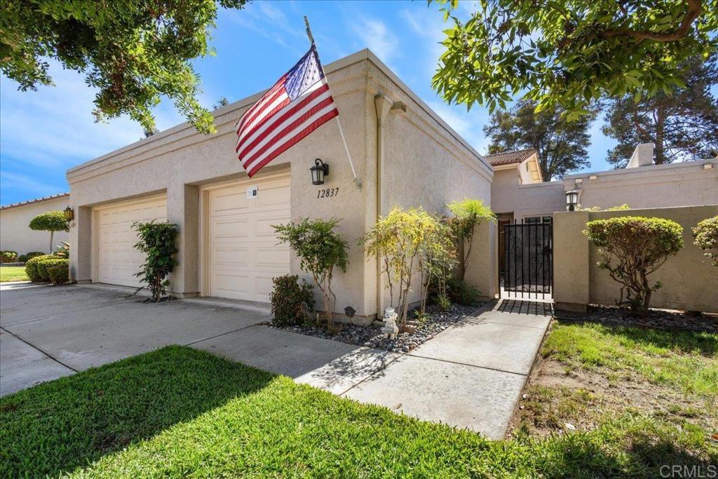 12837 Via Moura Property Photo 1