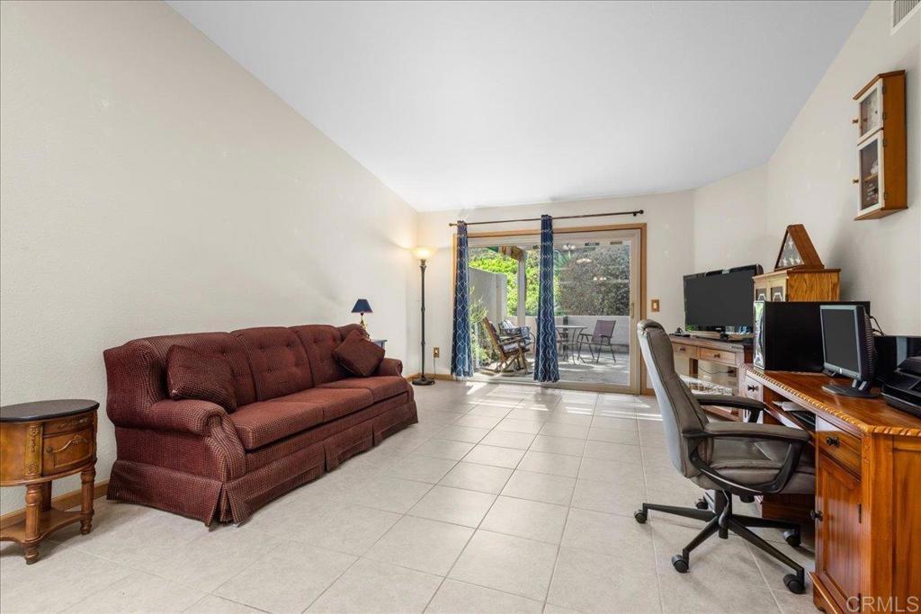 12837 Via Moura Property Photo 10