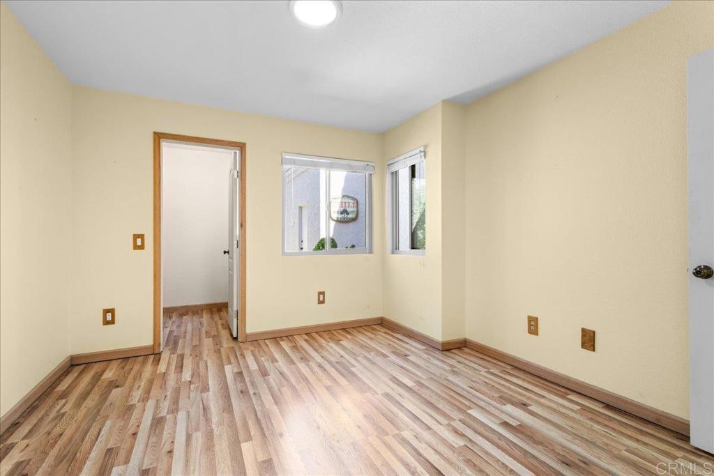12837 Via Moura Property Photo 17