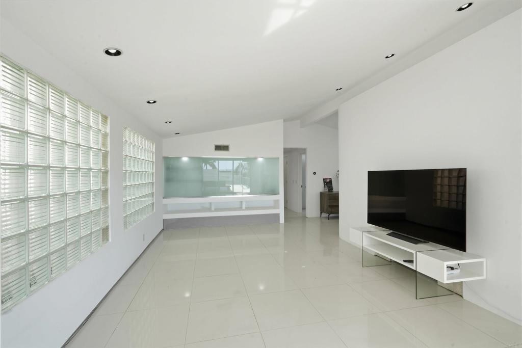 5628 Linda Rosa Property Photo 30