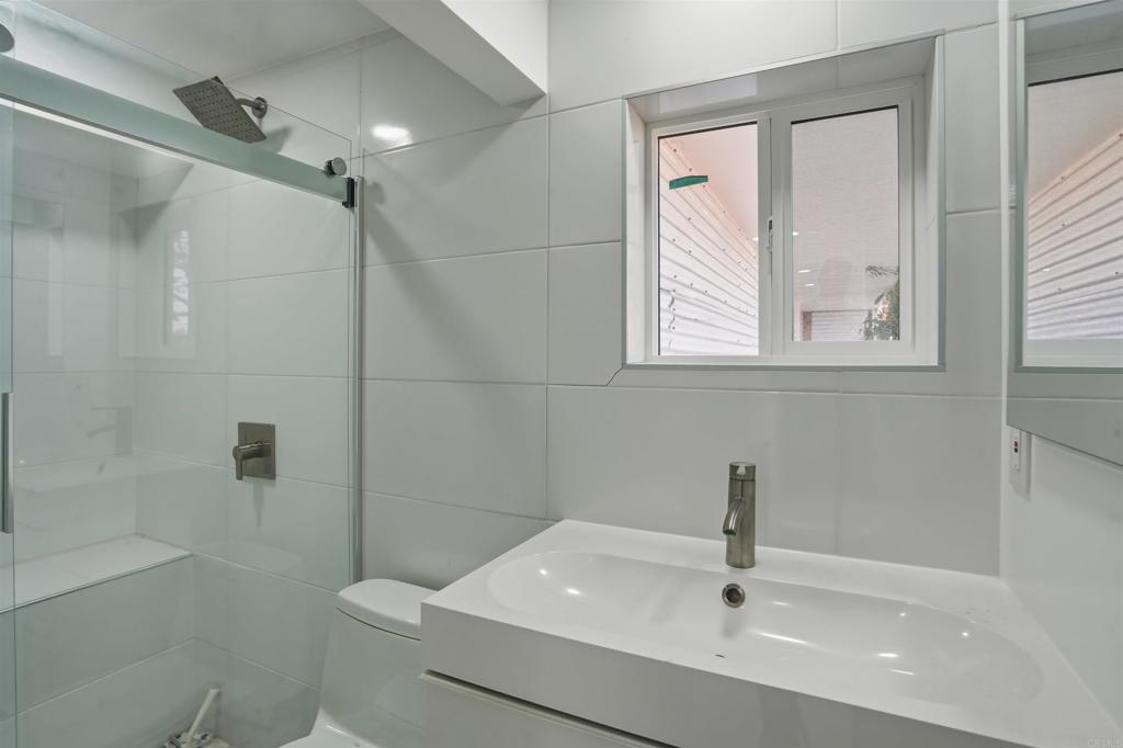 5628 Linda Rosa Property Photo 58