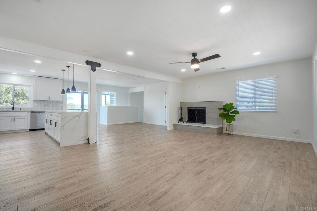 2449 Primrose Ave Property Photo 11