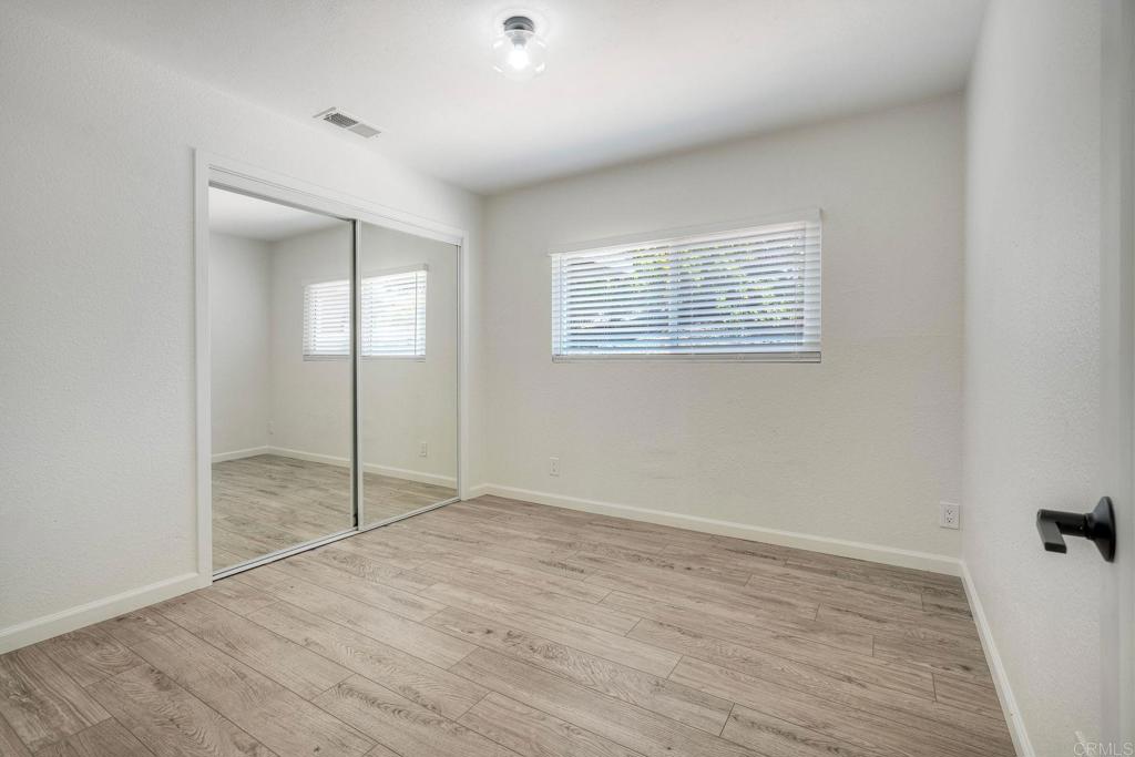 2449 Primrose Ave Property Photo 21