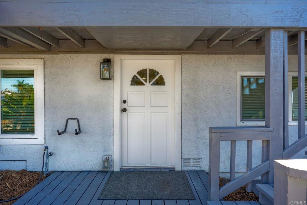 2449 Primrose Ave Property Photo 33