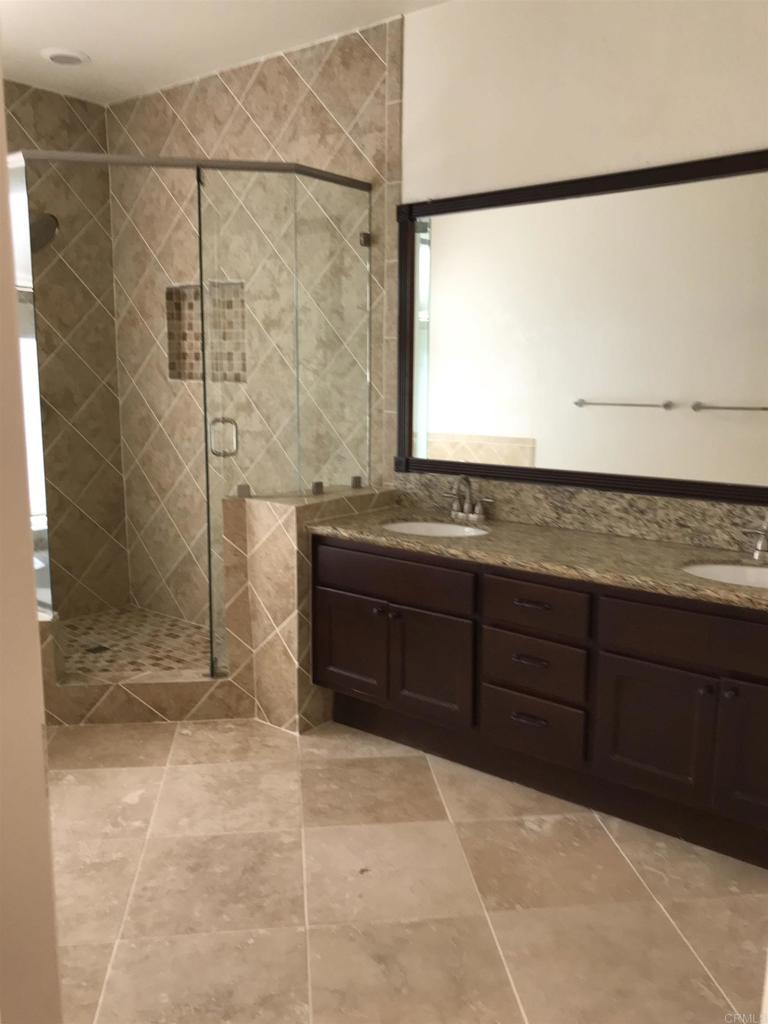 14327 Calle Andalucia Property Photo 9