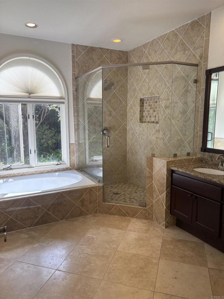 14327 Calle Andalucia Property Photo 14