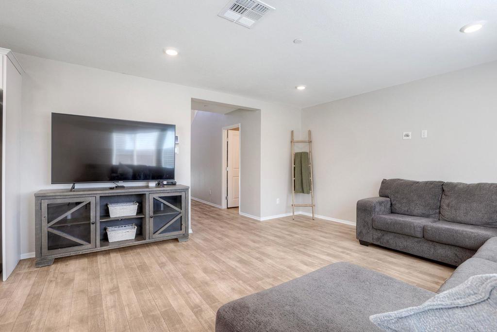 30943 Envision Court Property Photo 4