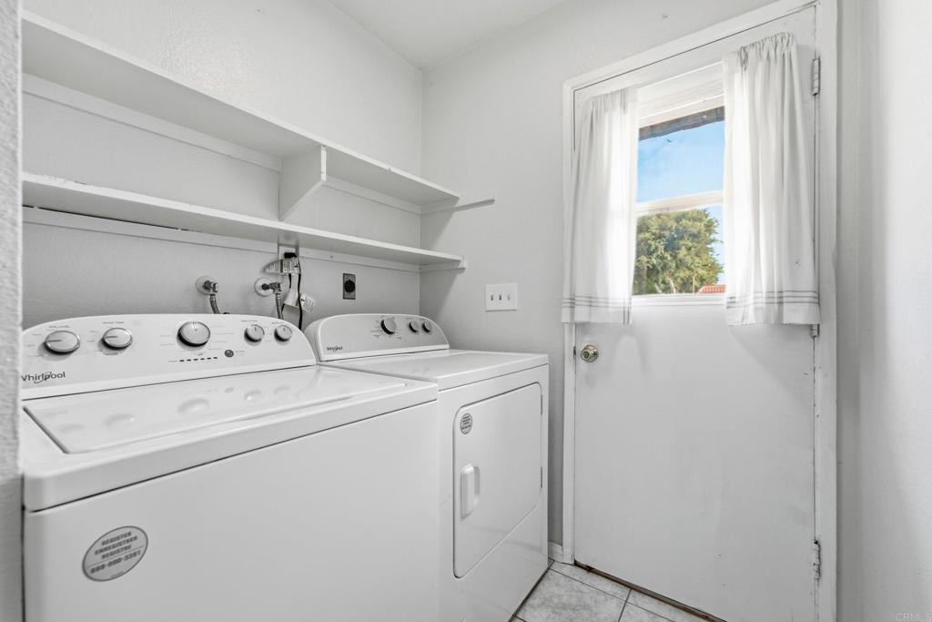655 Beverly Place Property Photo 12