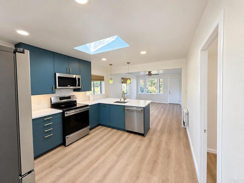 1738 33rd Street Property Photo 3