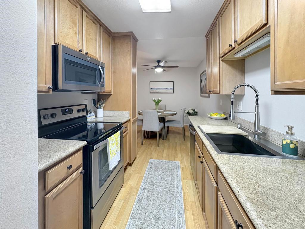 1760 S El Camino Real D208 Property Photo 8