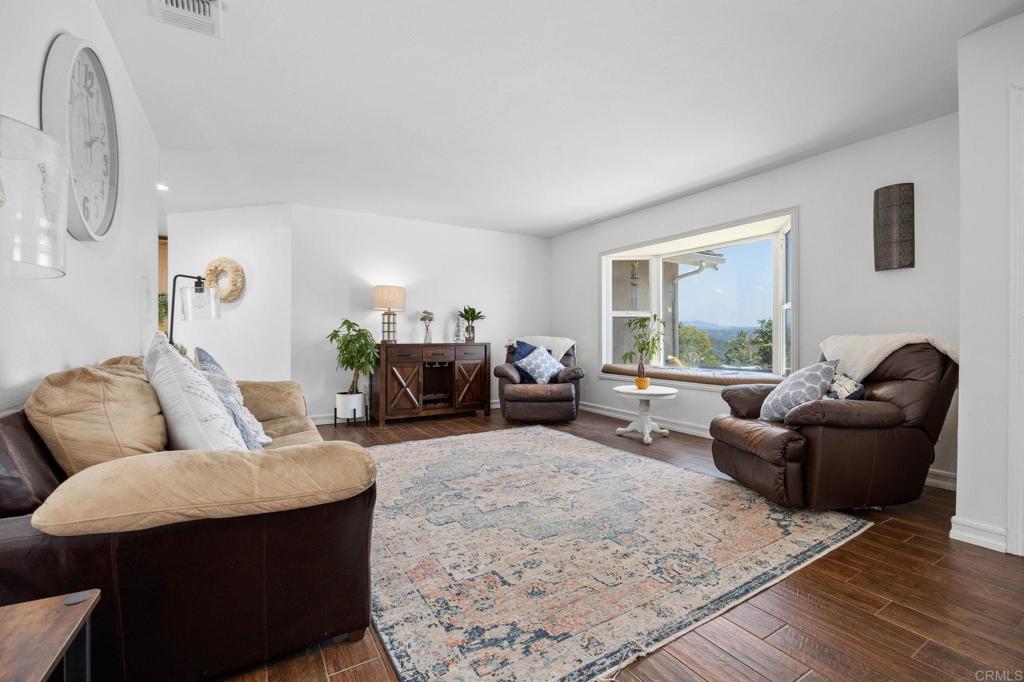 24376 Rutherford Road Property Photo 10