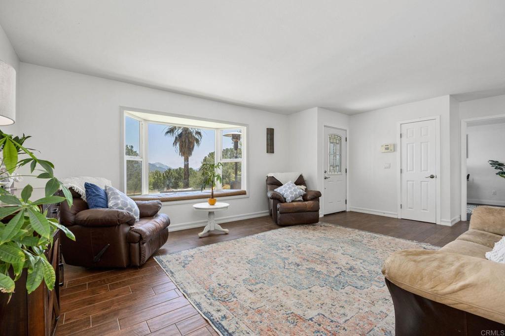 24376 Rutherford Road Property Photo 11