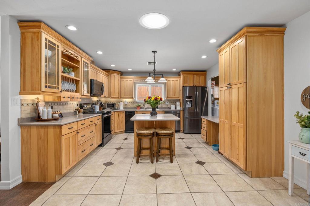 24376 Rutherford Road Property Photo 15