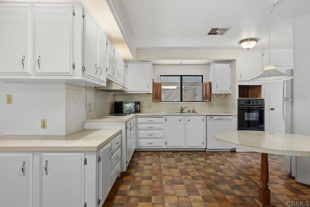 8975 Lawrence Welk Dr 232 Property Photo 25