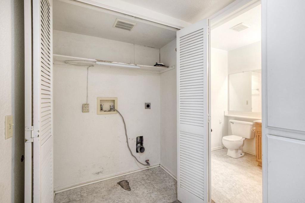 750 Breeze Hill Road 121 Property Photo 13