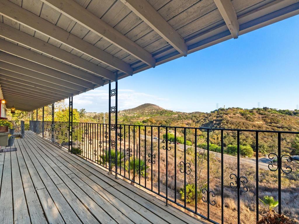 30126 Castlecrest Drive Property Photo 49
