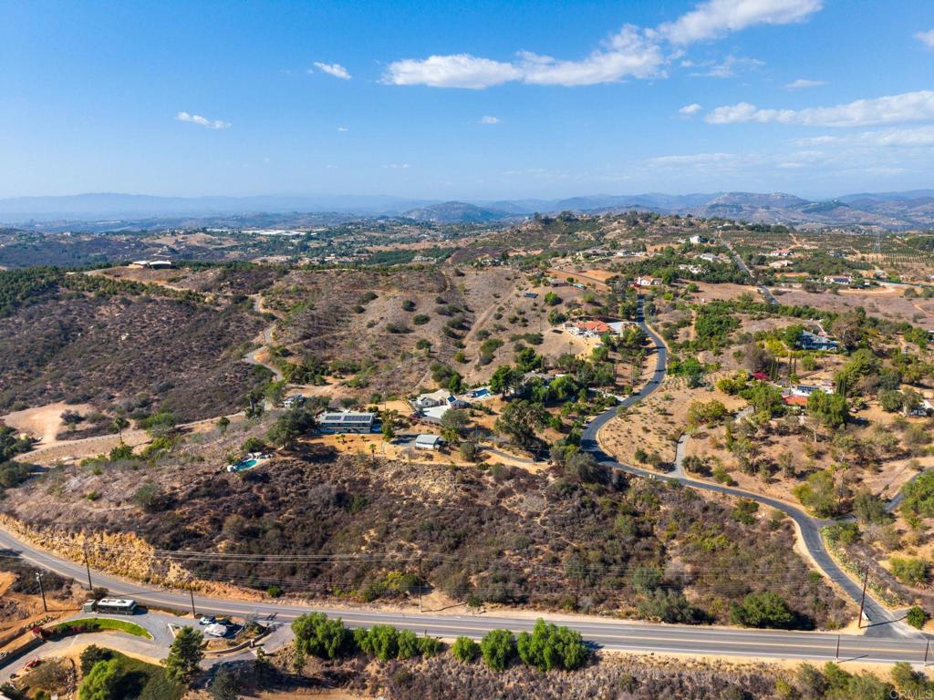 30126 Castlecrest Drive Property Photo 66