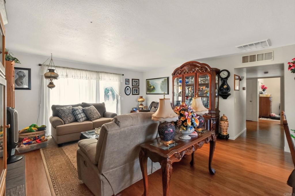 4398 E Bonnyview Road Property Photo 16