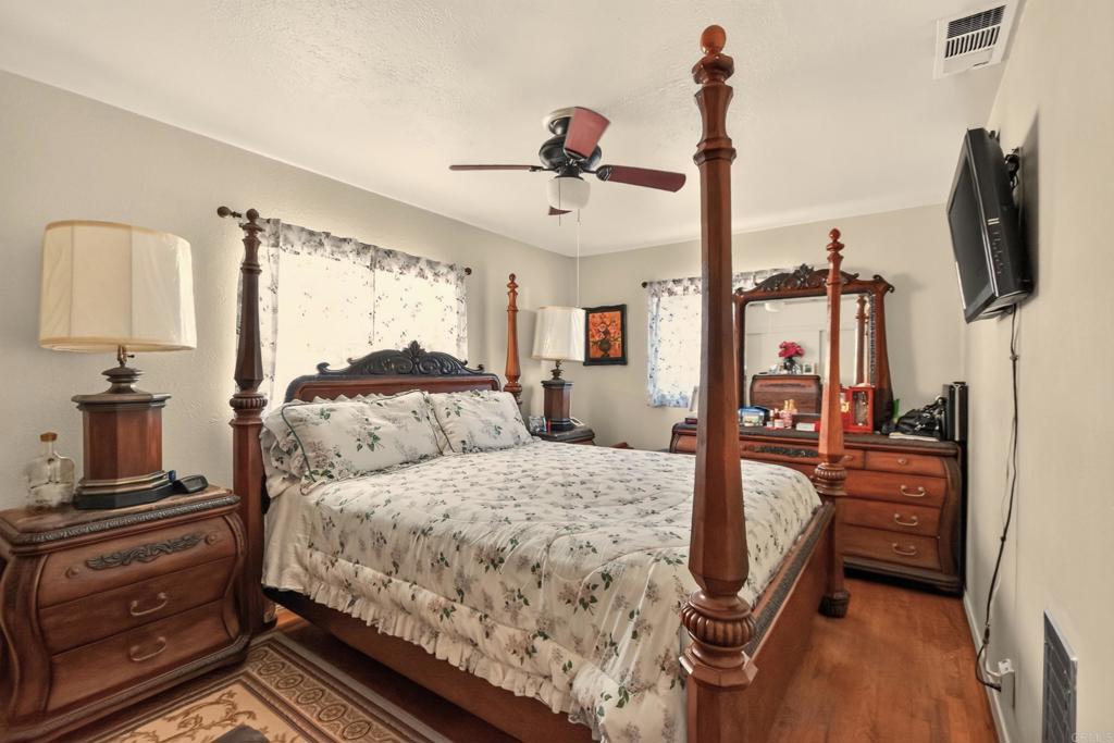 4398 E Bonnyview Road Property Photo 24