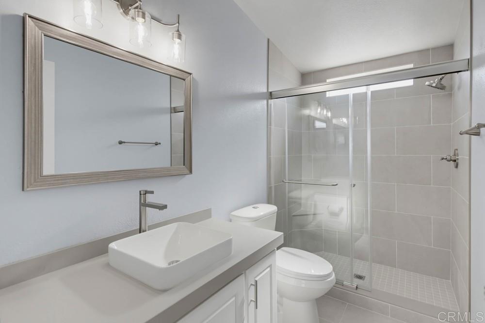 1575 W Valley Parkway 54 Property Photo 20