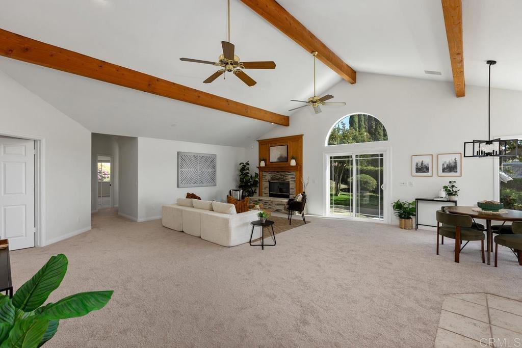 2286 Crest Hill Lane Property Photo 11