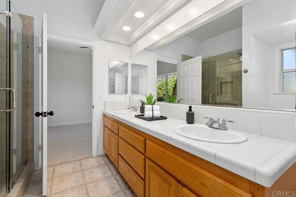 2286 Crest Hill Lane Property Photo 16