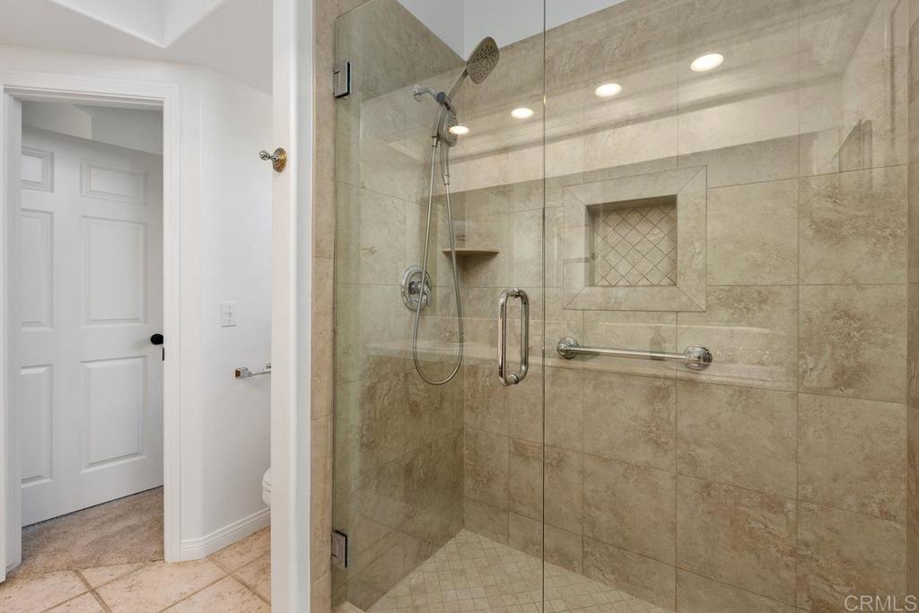 2286 Crest Hill Lane Property Photo 17
