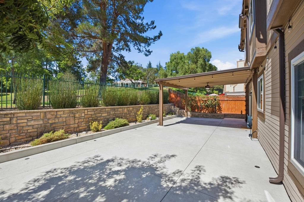 930 Rose Arbor Drive Property Photo 39