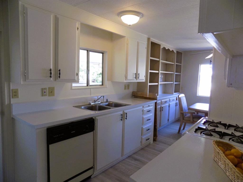 1010 Palm Canyon Drive 94 Property Photo 6