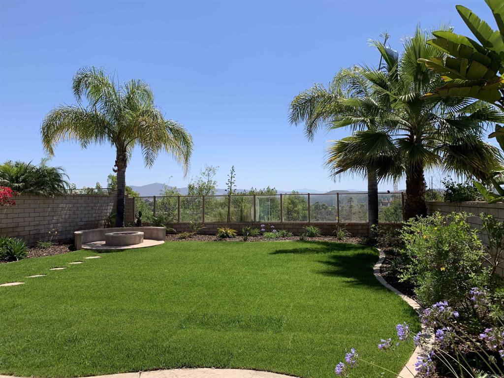 12975 Flintwood Way Property Photo 7