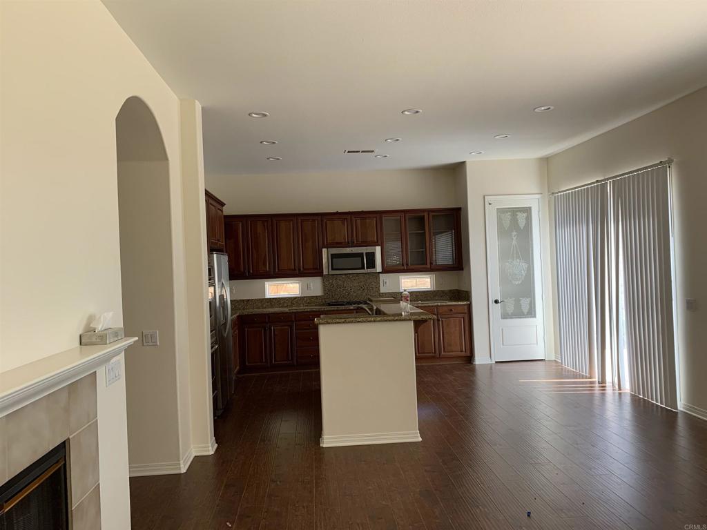 12975 Flintwood Way Property Photo 11