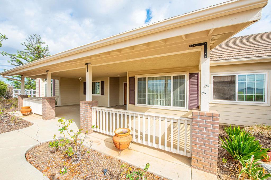 30540 Palomar Vista Dr Property Photo 3