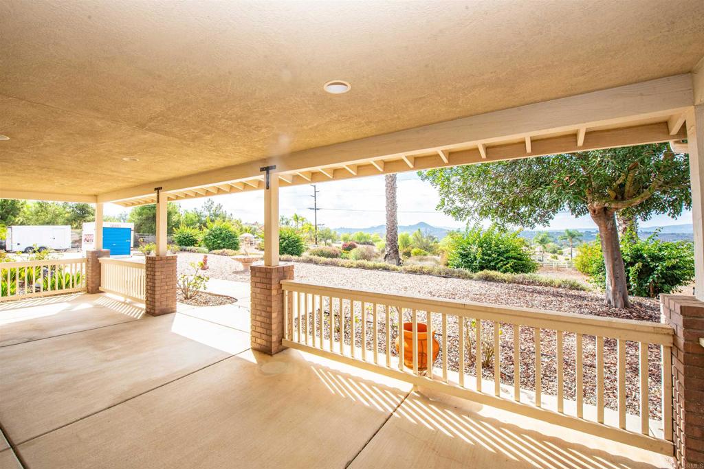 30540 Palomar Vista Dr Property Photo 7