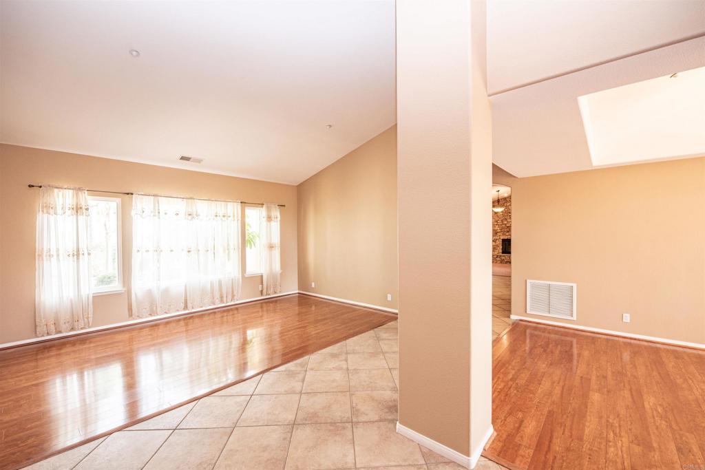 30540 Palomar Vista Dr Property Photo 9