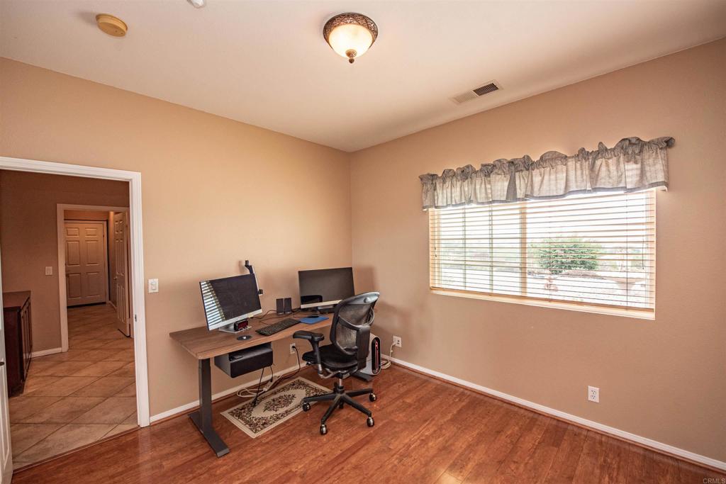 30540 Palomar Vista Dr Property Photo 28