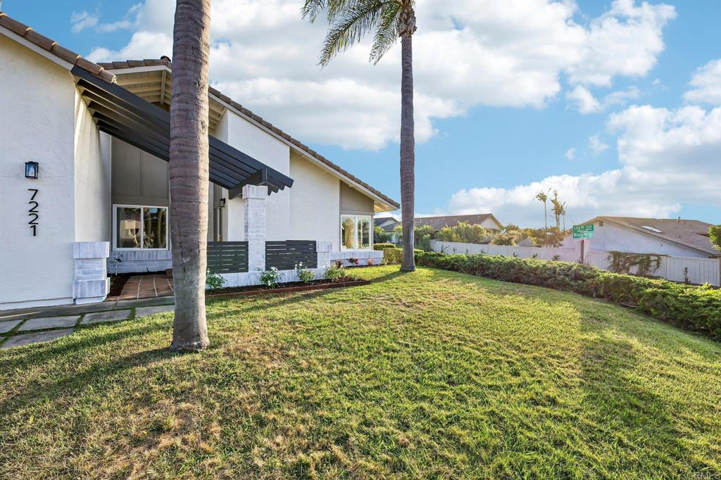 7221 Wisteria Way Property Photo 3